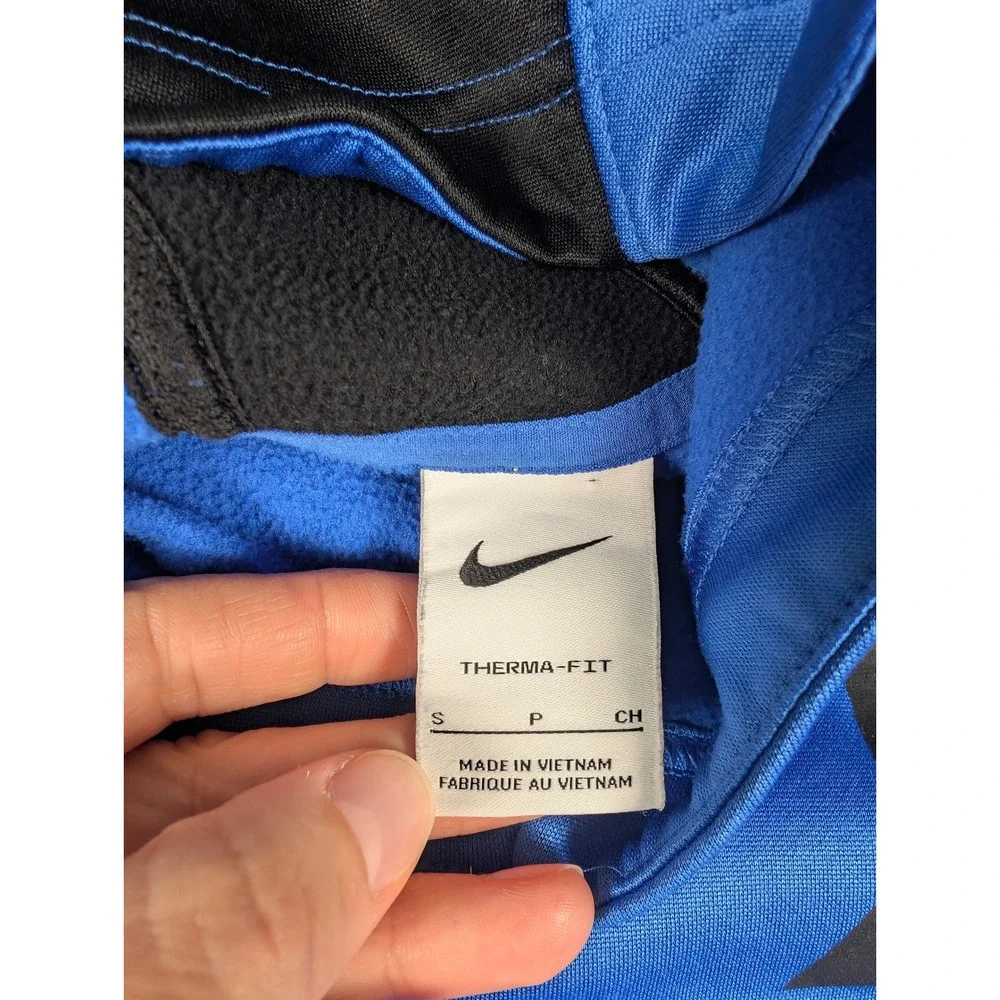 Nike therma fit